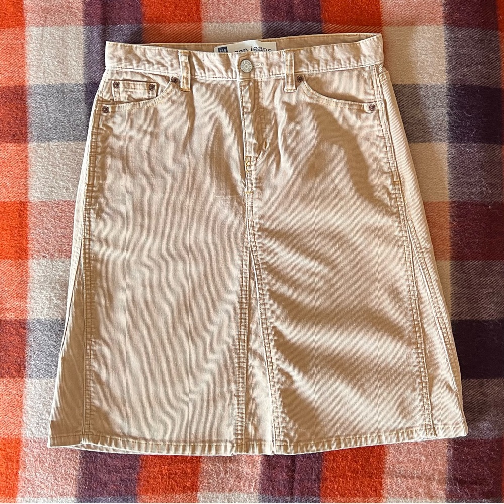 Vintage Gap Tan Corduroy A-Line Knee Length Skirt size 6